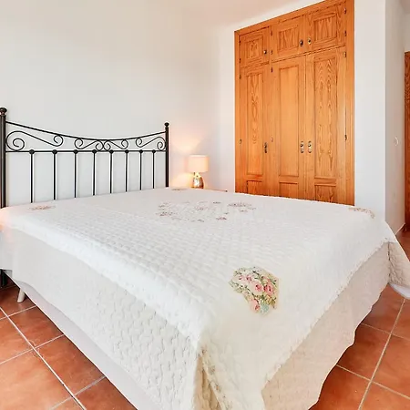 Appartement Met Zwembad Td04 *